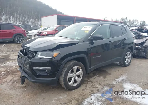2018 Jeep Compass Latitude 4X4 from USA, damaged, VIN 3C4NJDBB5JT372222